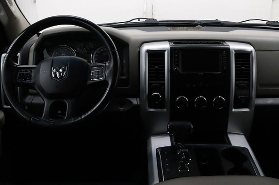 Dodge RAM 1500 12 of 21