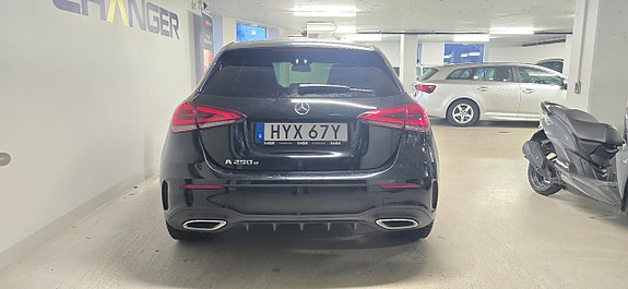 Mercedes-Benz A250 e 4 of 5