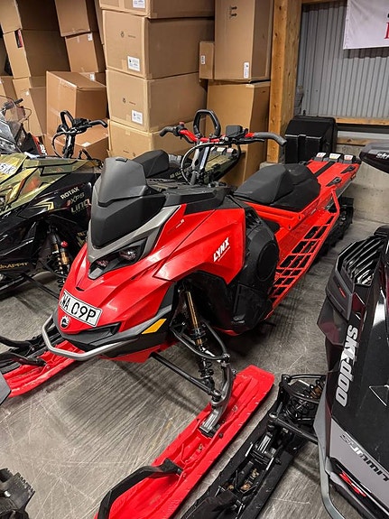 LYNX SHREDDER DS 850 TURBO 1+1 DYNA MOMSAD