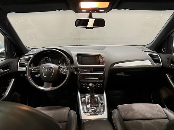 Audi Q5 8 of 16