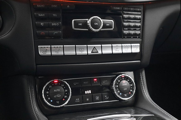 Mercedes-Benz CLS350 23 of 27