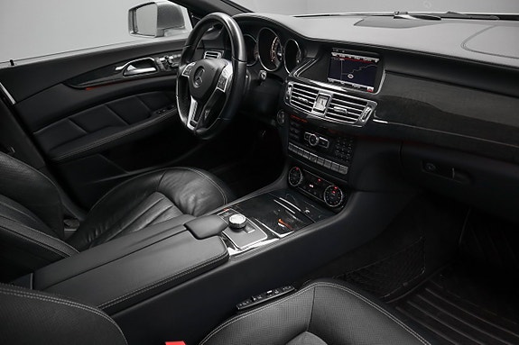 Mercedes-Benz CLS350 10 of 27