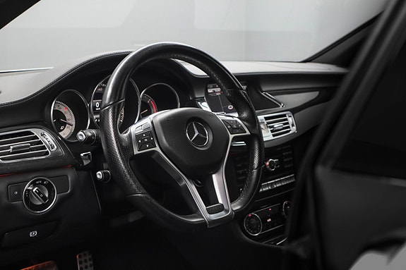 Mercedes-Benz CLS350 12 of 27