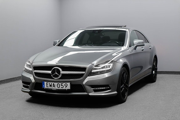Mercedes-Benz CLS350 4 of 5
