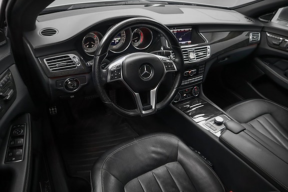 Mercedes-Benz CLS350 8 of 27