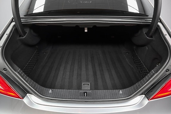 Mercedes-Benz CLS350 26 of 27