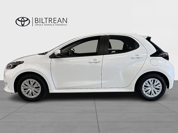 Toyota Yaris 4 of 5