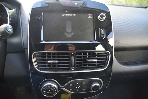Renault Clio 13 of 23