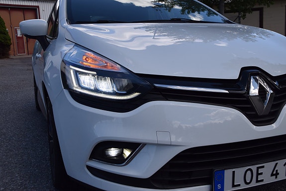 Renault Clio 20 of 23