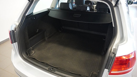 Volkswagen Passat Alltrack 5 of 5