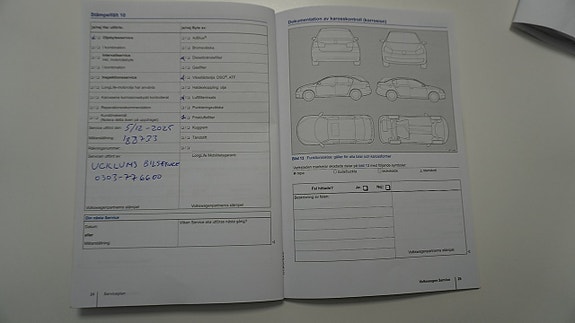 Volkswagen Passat Alltrack 24 of 26