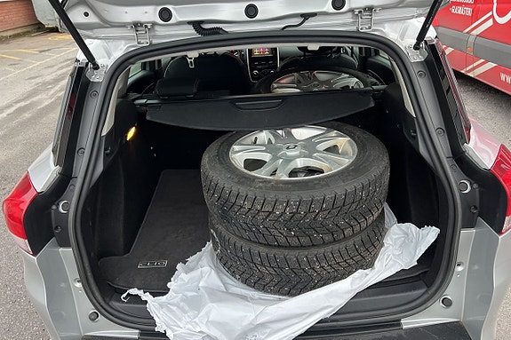 Renault Clio 10 of 22