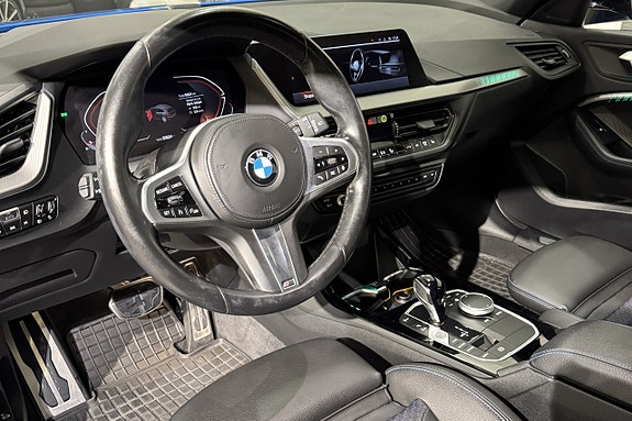 BMW 118i 6 of 12