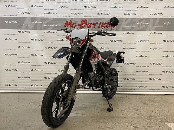 Rieju MRT SUPER MOTARD 4 of 8