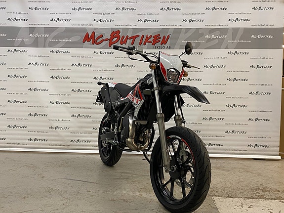 Rieju MRT SUPER MOTARD 3 of 8