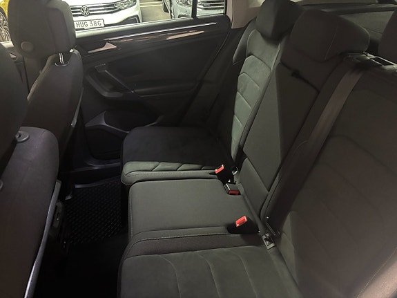Volkswagen Tiguan 10 of 19