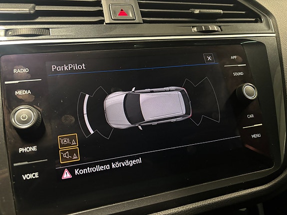 Volkswagen Tiguan 13 of 19