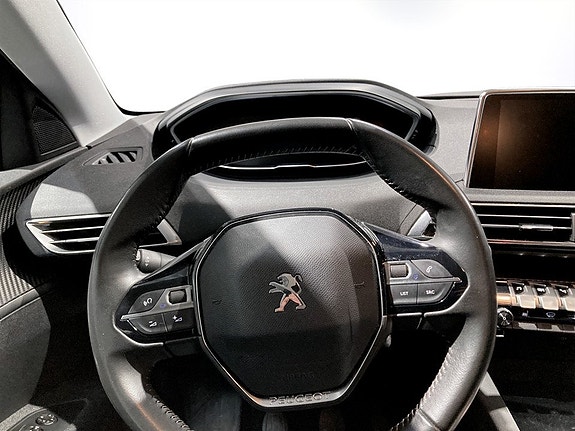 Peugeot 5008 7 of 15