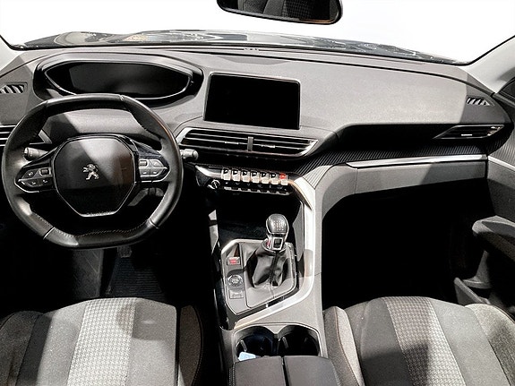 Peugeot 5008 6 of 15