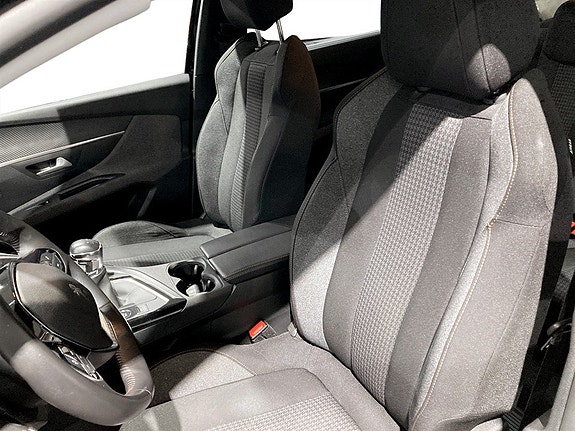 Peugeot 5008 5 of 5