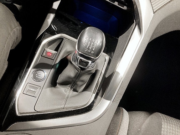 Peugeot 5008 10 of 15