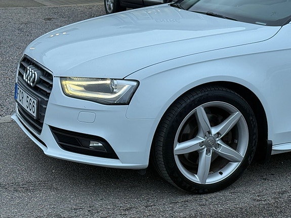 Audi A4 4 of 5