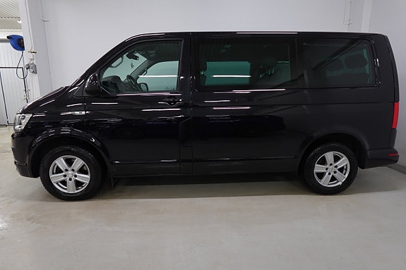 Volkswagen Multivan 3 of 20