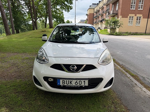 Nissan Micra 3 of 5