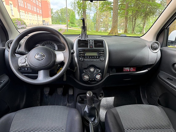 Nissan Micra 7 of 7