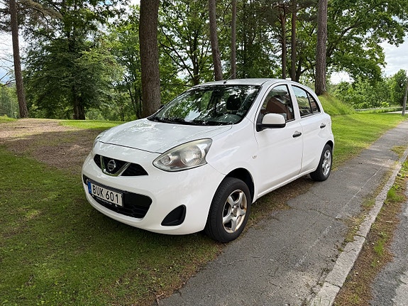 Nissan Micra 2 of 5