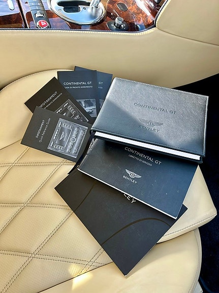 Bentley Continental GT 23 of 23