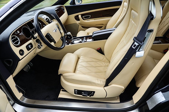 Bentley Continental GT 11 of 23