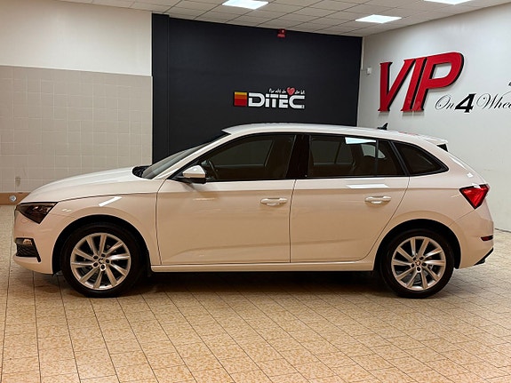 Skoda Scala 3 of 5