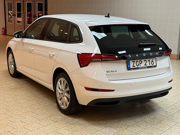 Skoda Scala 4 of 5