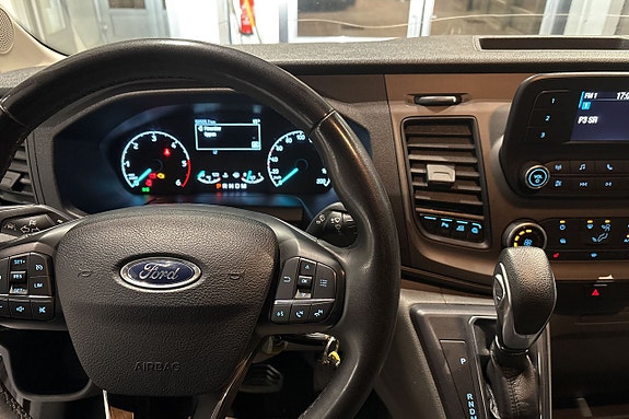Ford Transit 6 of 8