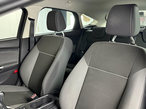 Ford Focus 10 of 18