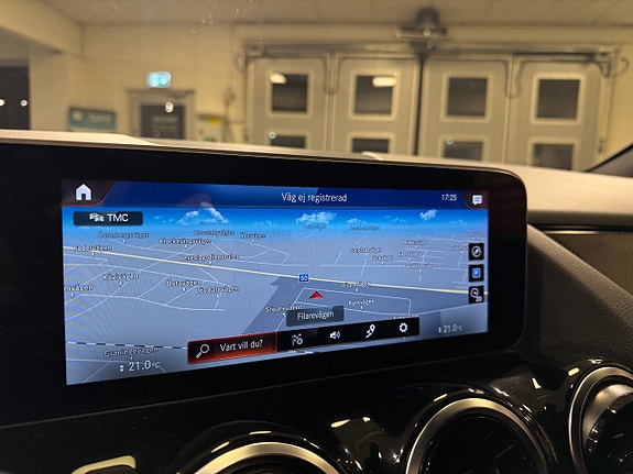 Mercedes-Benz GLA200 d 14 of 26