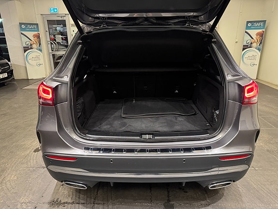 Mercedes-Benz GLA200 d 24 of 26