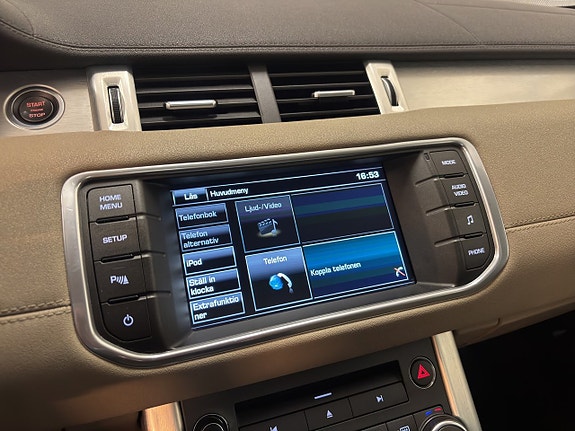 Land Rover Range Rover Evoque 19 of 23