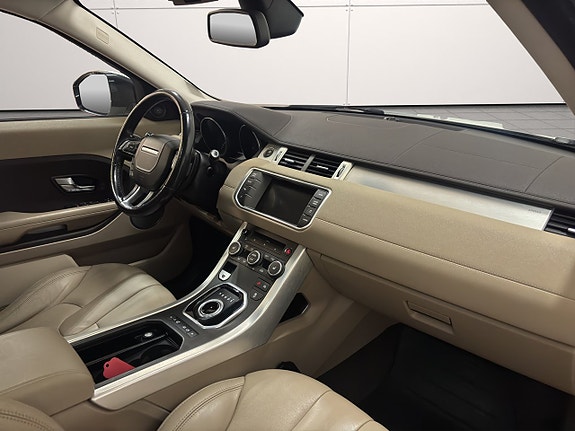 Land Rover Range Rover Evoque 17 of 23