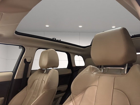 Land Rover Range Rover Evoque 15 of 23