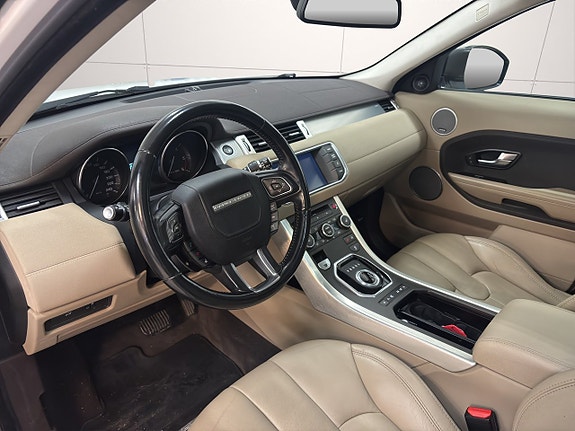Land Rover Range Rover Evoque 9 of 23
