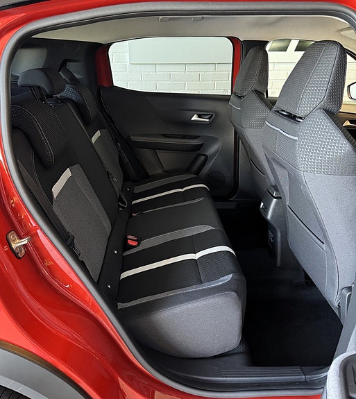 Opel Frontera 11 of 13