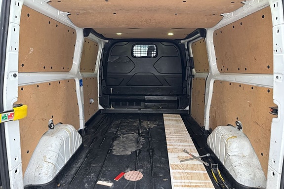 Ford Transit Custom 14 of 14