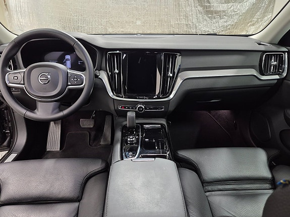 Volvo V60 6 of 13