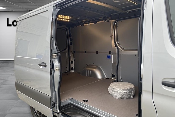 Mercedes-Benz Sprinter 208 16 of 19