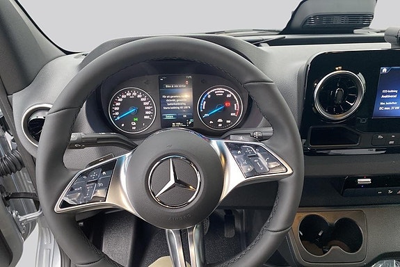 Mercedes-Benz Sprinter 208 7 of 19