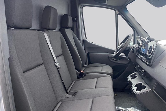 Mercedes-Benz Sprinter 208 9 of 19