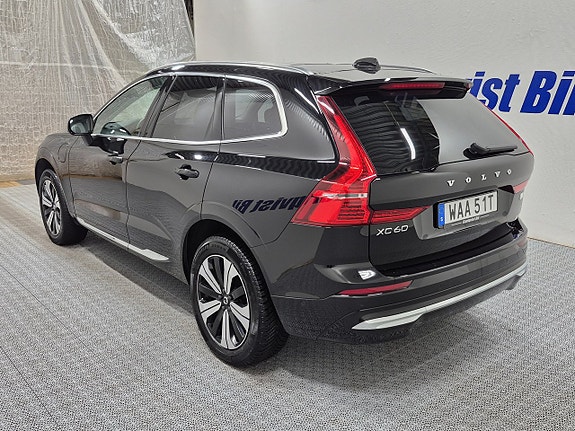 Volvo XC60 3 of 12