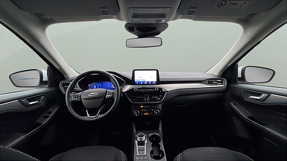 Ford Kuga 8 of 27